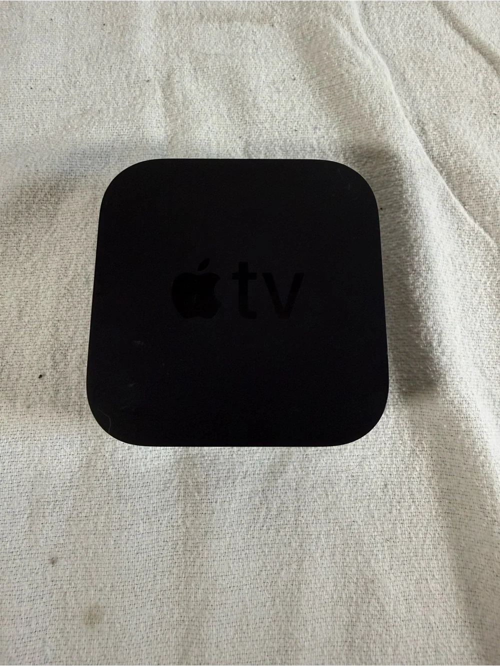 Apple TV 4K A1842 5th Gen (4K 1st Gen) Media Streamer